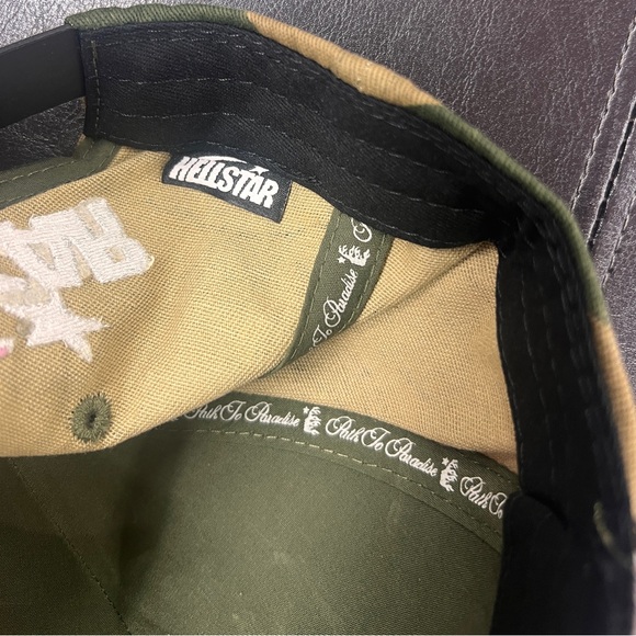 HELLSTAR Camo Rhinestone Logo Snapback Hat - Picture 9 of 11